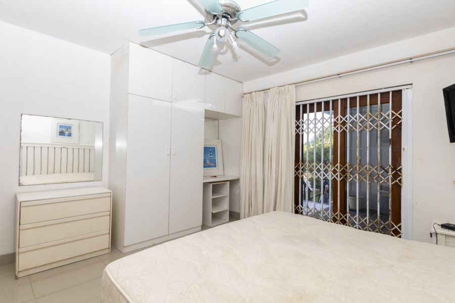 8 Bedroom Property for Sale in West Beach Eastern Cape